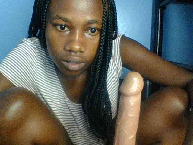 Cute-dall webcam