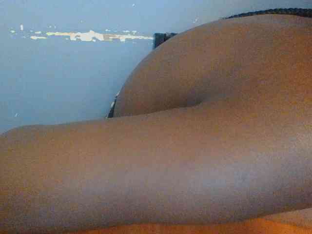 Cute-dall webcam
