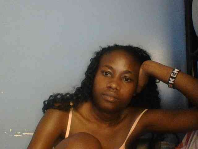 Cute-dall webcam