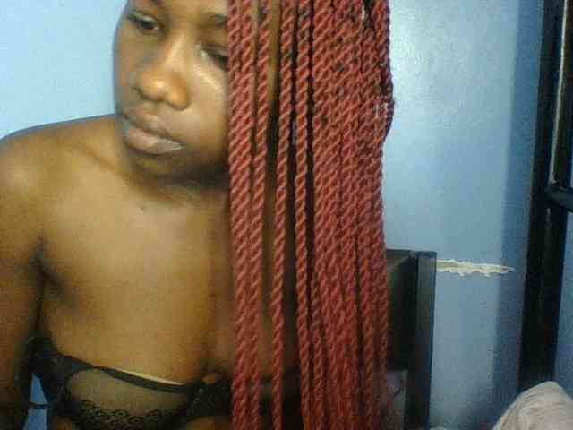 Cute-dall webcam