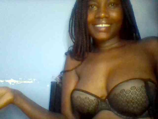 Cute-dall webcam