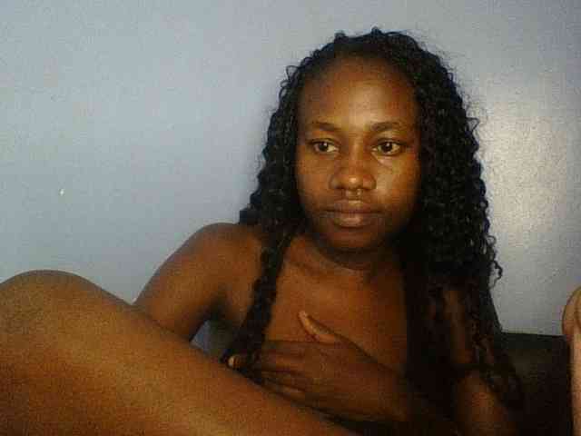 Cute-dall webcam