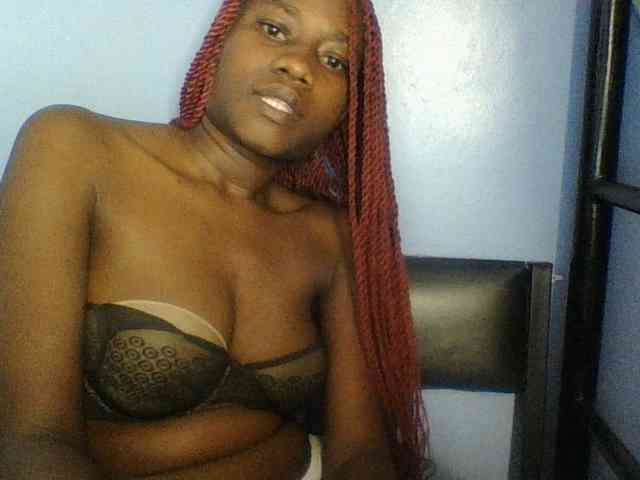 Cute-dall webcam