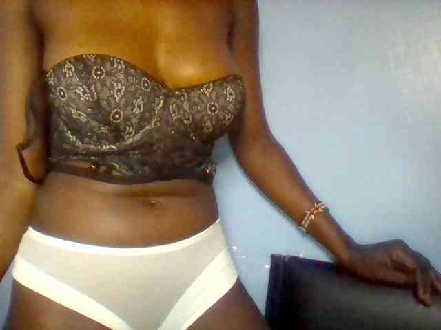 Cute-dall webcam
