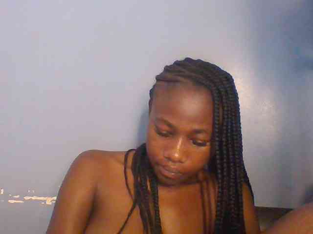 Cute-dall webcam