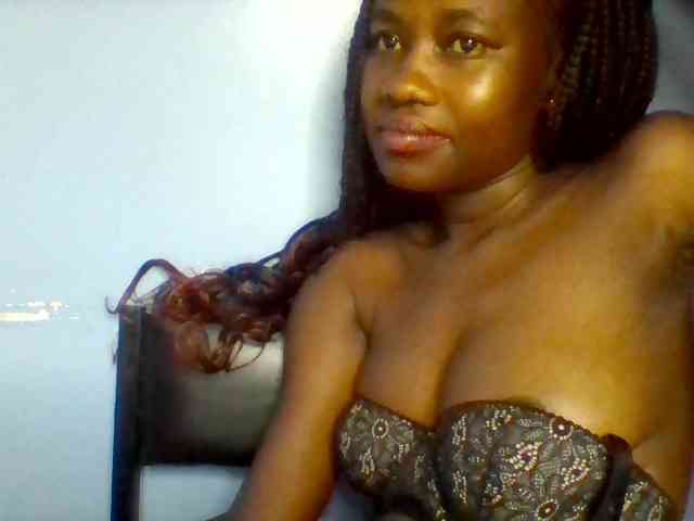 Cute-dall webcam