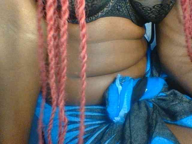Cute-dall webcam