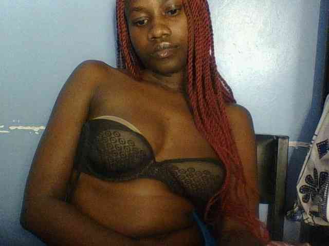 Cute-dall webcam