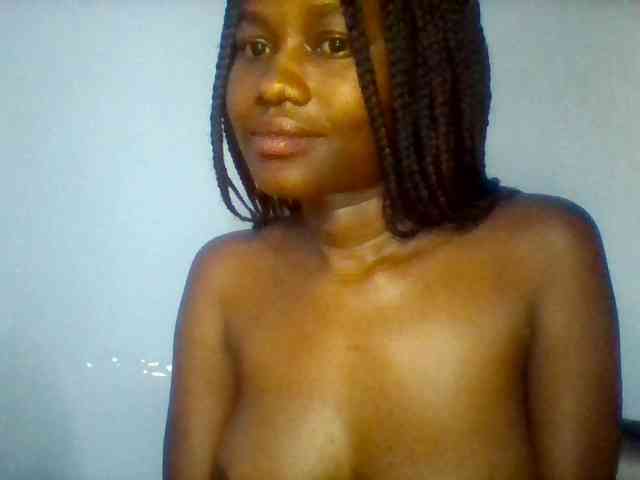 Cute-dall webcam