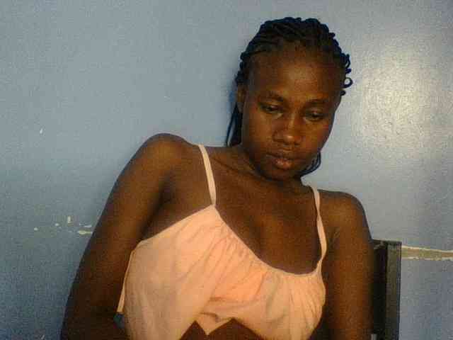 Cute-dall webcam