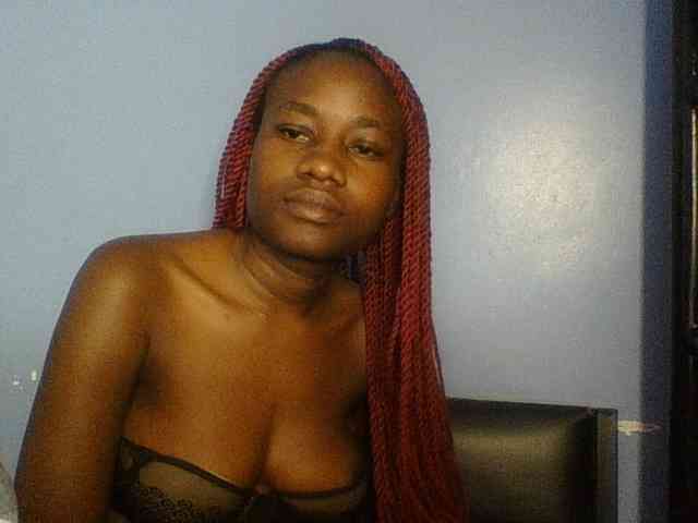 Cute-dall webcam