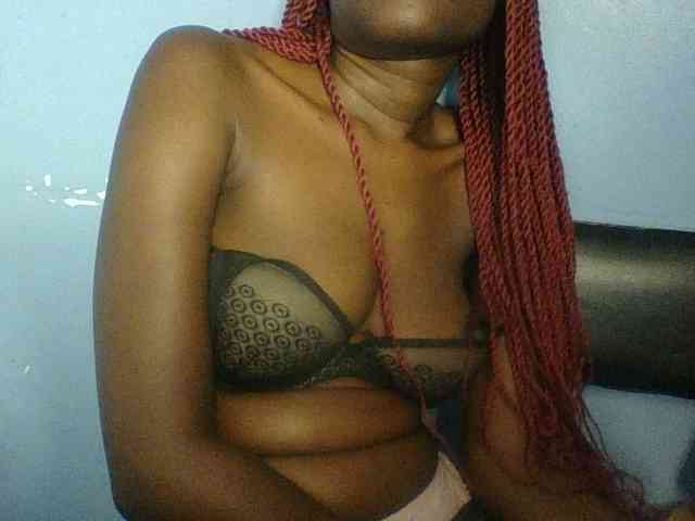 Cute-dall webcam
