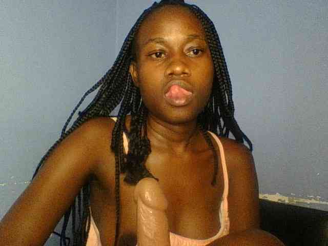 Cute-dall webcam