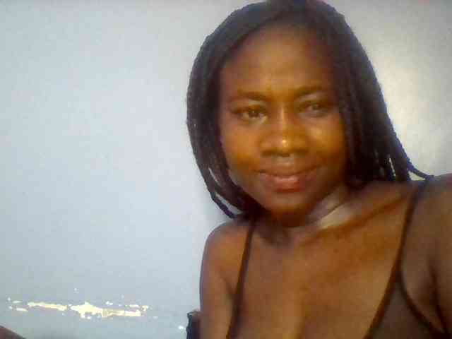 Cute-dall webcam