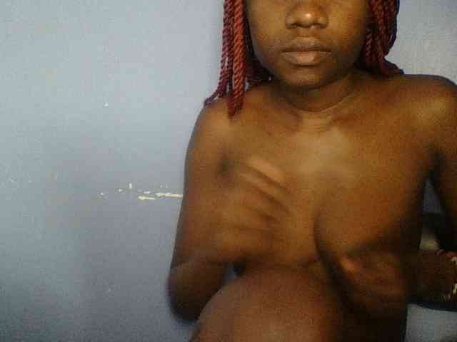 Cute-dall webcam