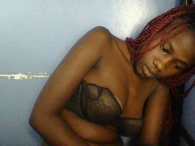 Cute-dall webcam