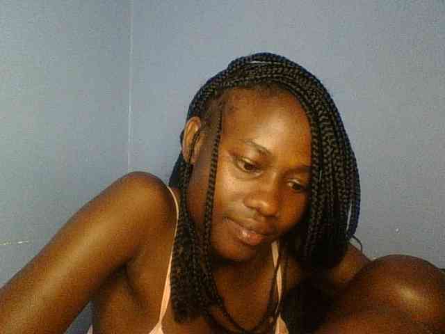 Cute-dall webcam