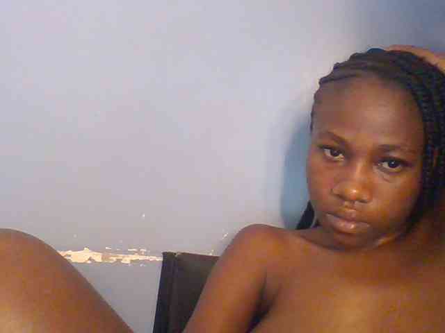 Cute-dall webcam