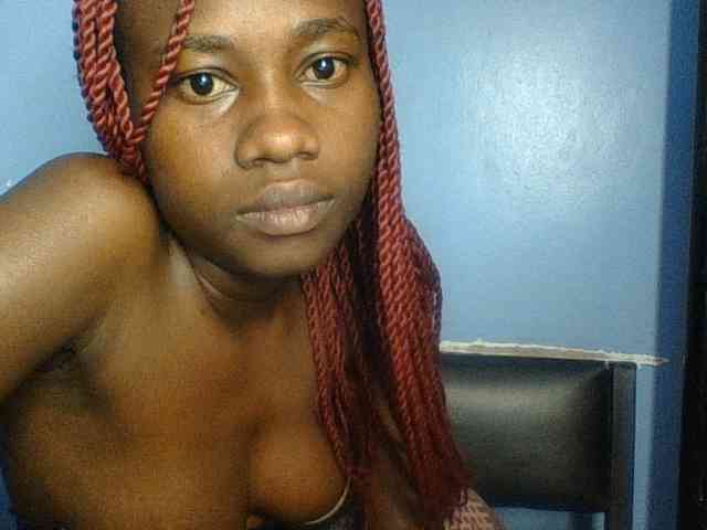 Cute-dall webcam