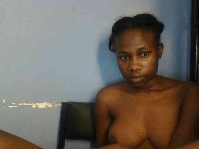 Cute-dall webcam
