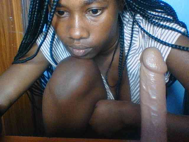 Cute-dall webcam
