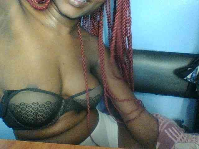 Cute-dall webcam
