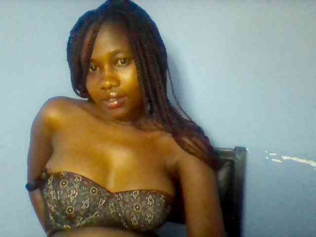 Cute-dall webcam