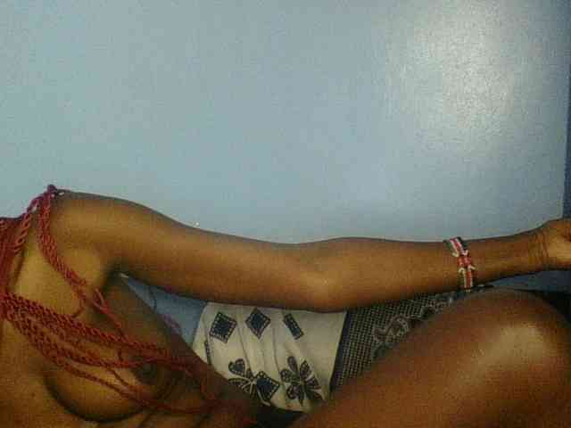 Cute-dall webcam