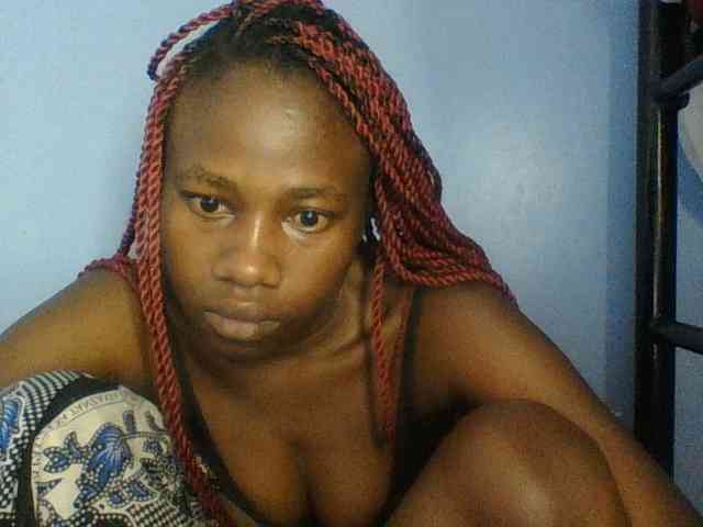 Cute-dall webcam