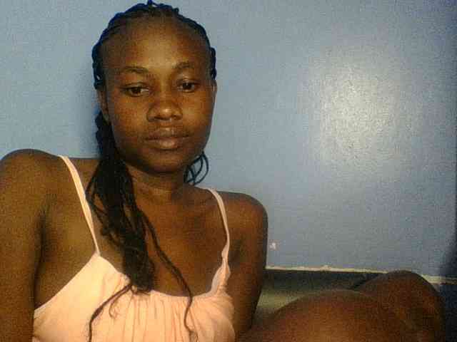 Cute-dall webcam