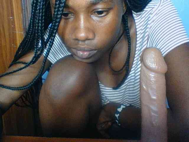 Cute-dall webcam