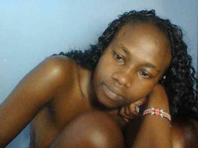 Cute-dall webcam