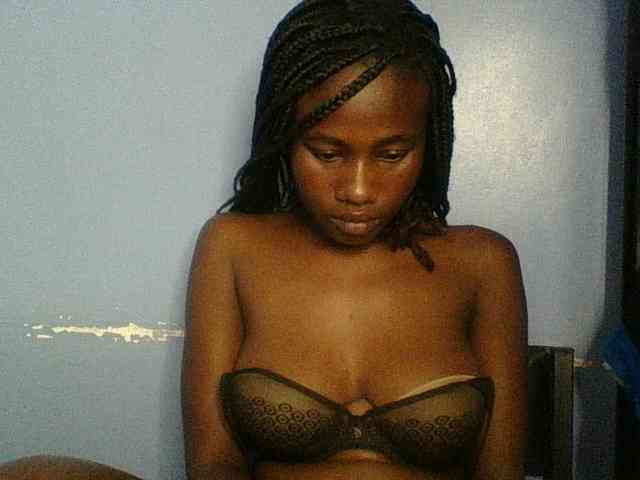 Cute-dall webcam