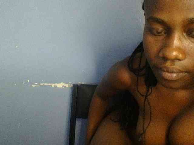 Cute-dall webcam
