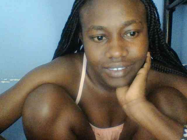 Cute-dall webcam