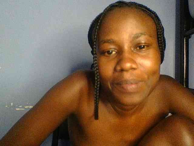 Cute-dall webcam