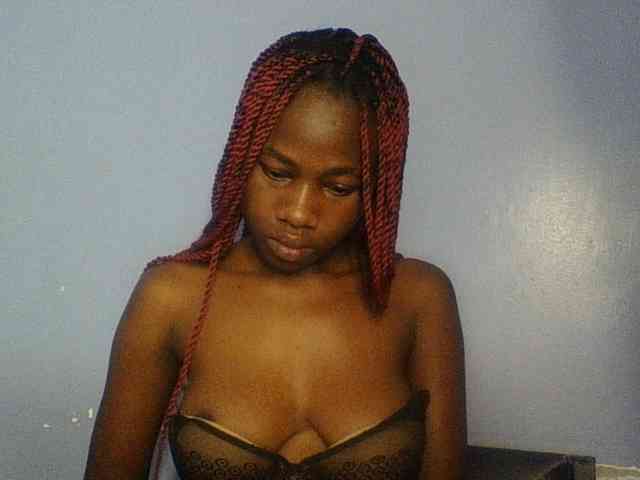 Cute-dall webcam