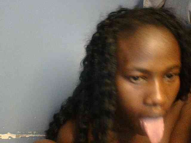 Cute-dall webcam