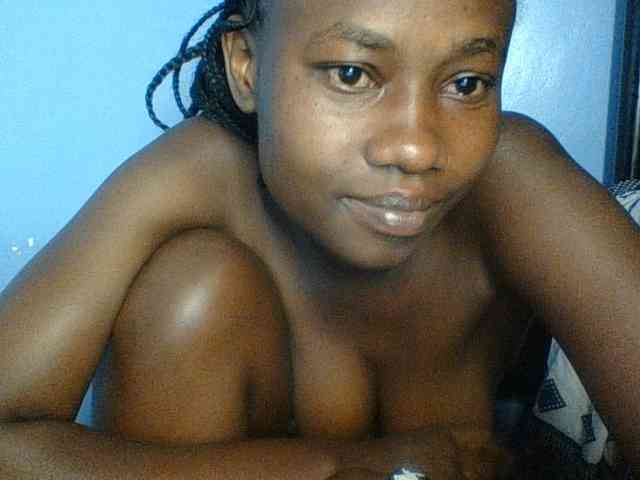Cute-dall webcam