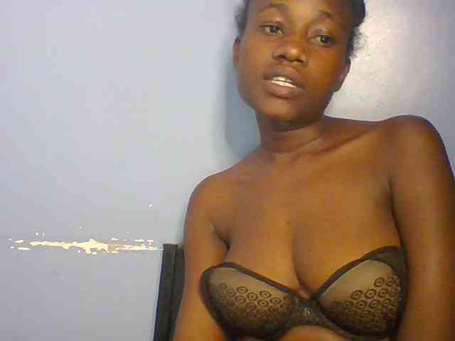 Cute-dall webcam