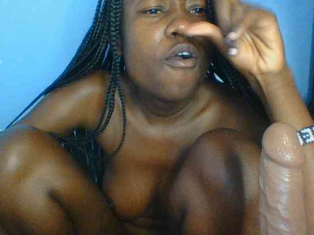 Cute-dall webcam