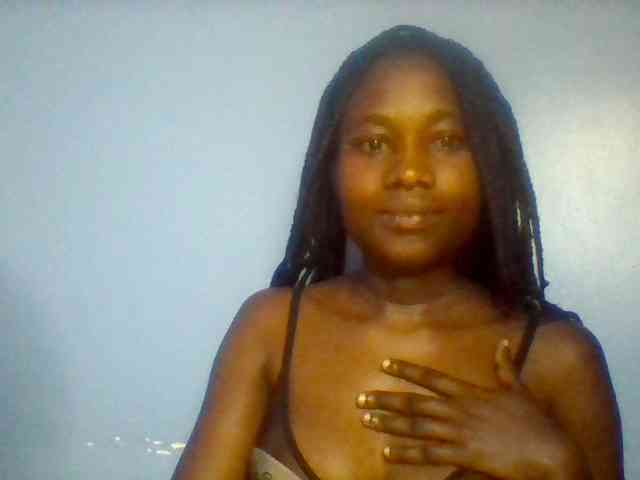 Cute-dall webcam