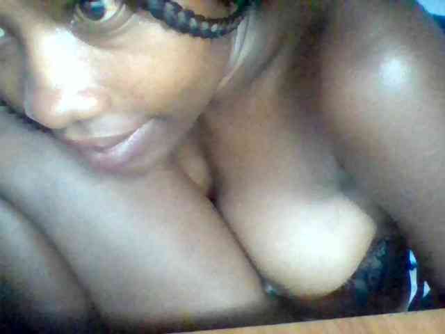 Cute-dall webcam