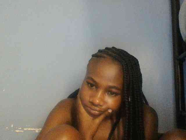 Cute-dall webcam