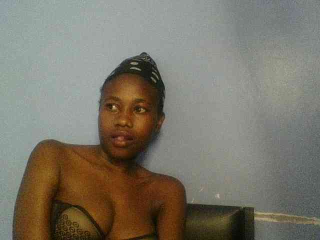 Cute-dall webcam
