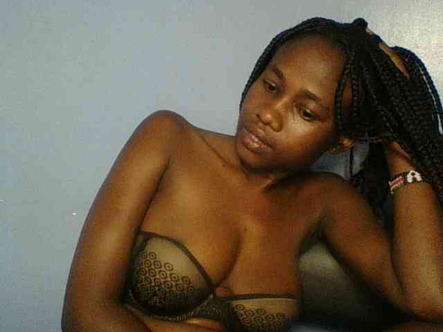 Cute-dall webcam