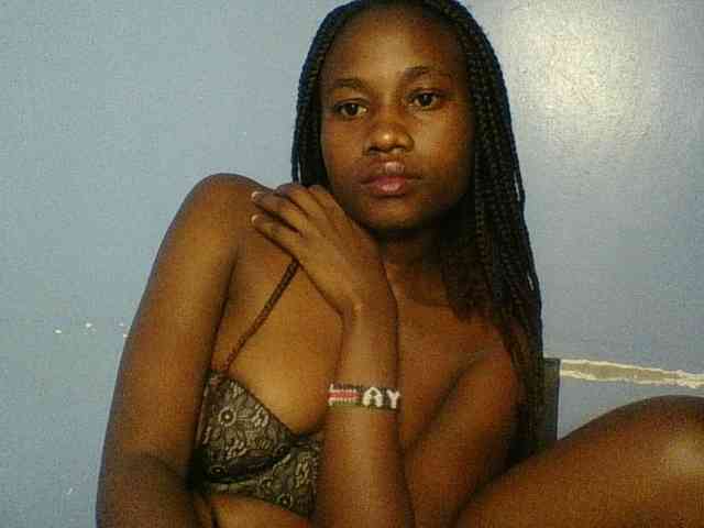 Cute-dall webcam