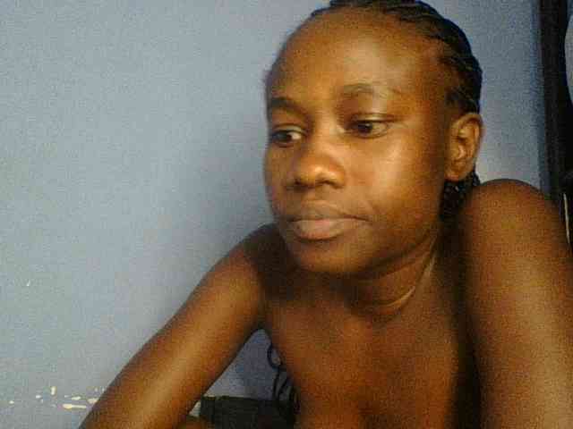 Cute-dall webcam