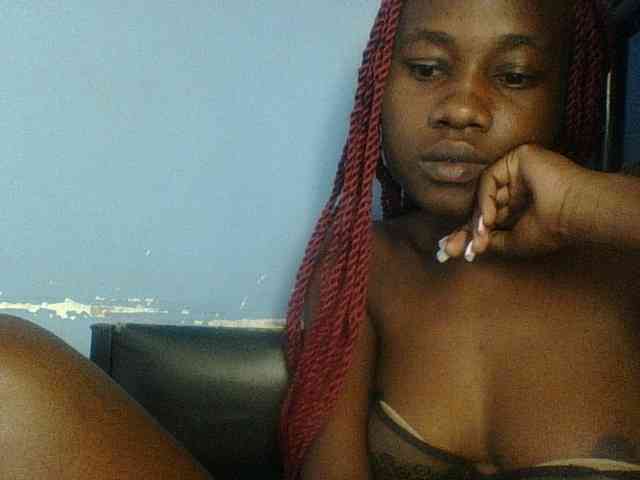 Cute-dall webcam