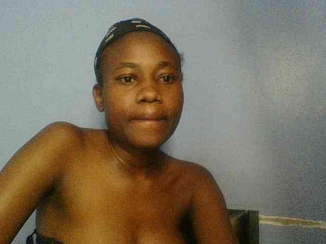 Cute-dall webcam